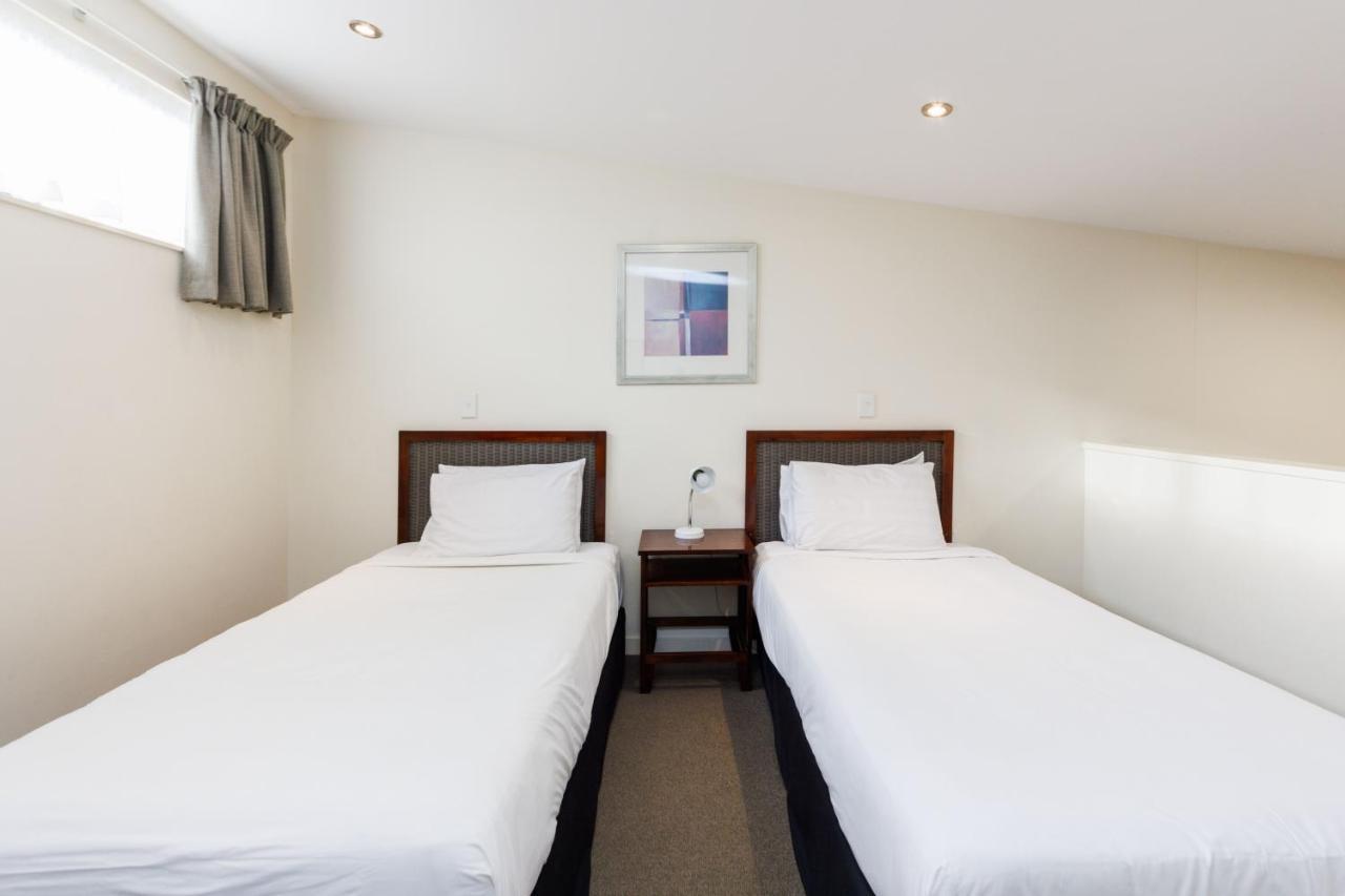 Fitzherbert Regency Motor Lodge Palmerston North Exterior foto